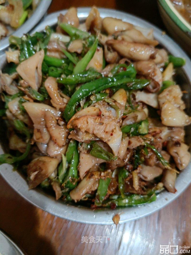 青椒肥肠