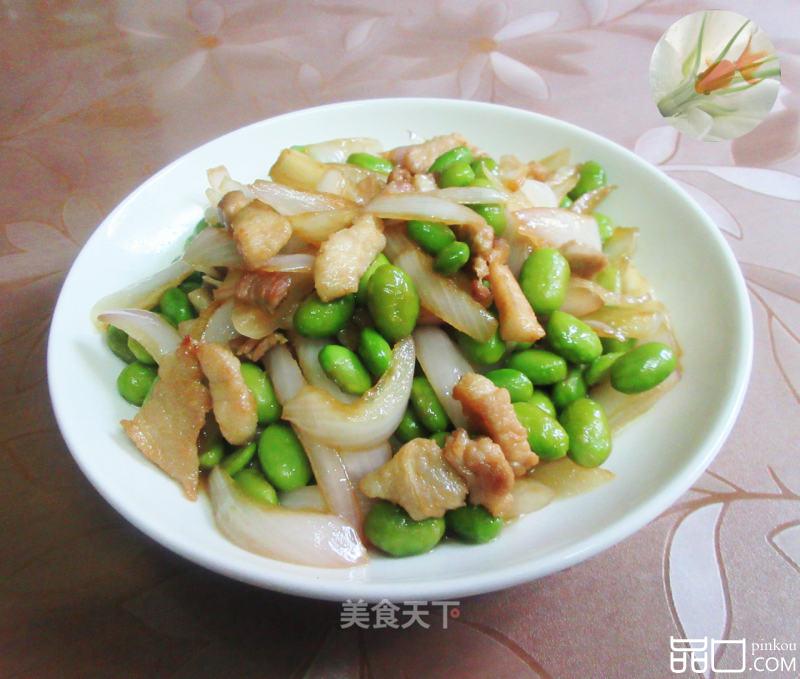 五花肉洋葱炒毛豆