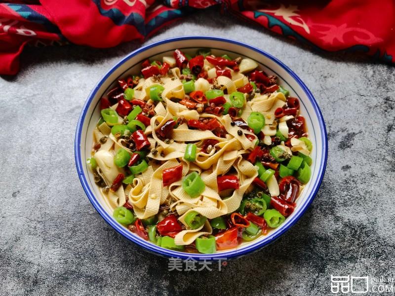 青红椒炒千张