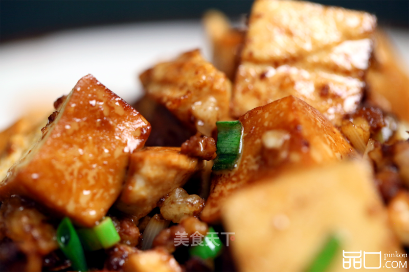 经典家常菜肉末豆腐煲，滑嫩入味超下饭，没胃口也能吃下一碗饭