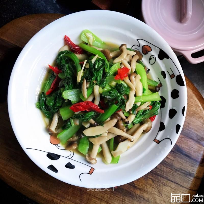 青菜炒小蘑菇