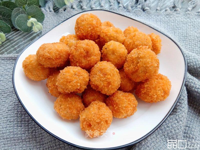 脆皮鸡胸肉丸