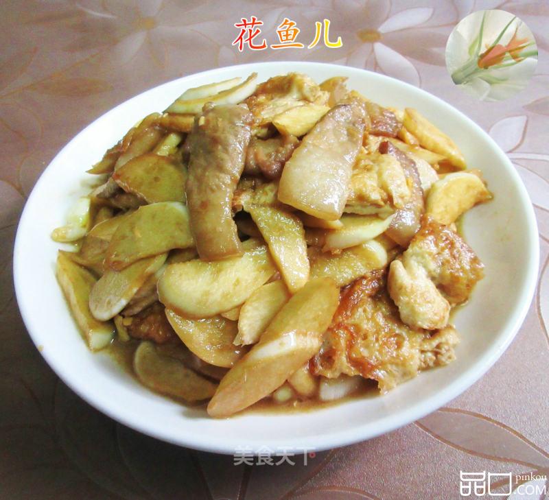 五花肉煎鸡蛋炒茭白