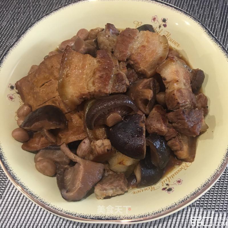 香菇豆干烧五花肉