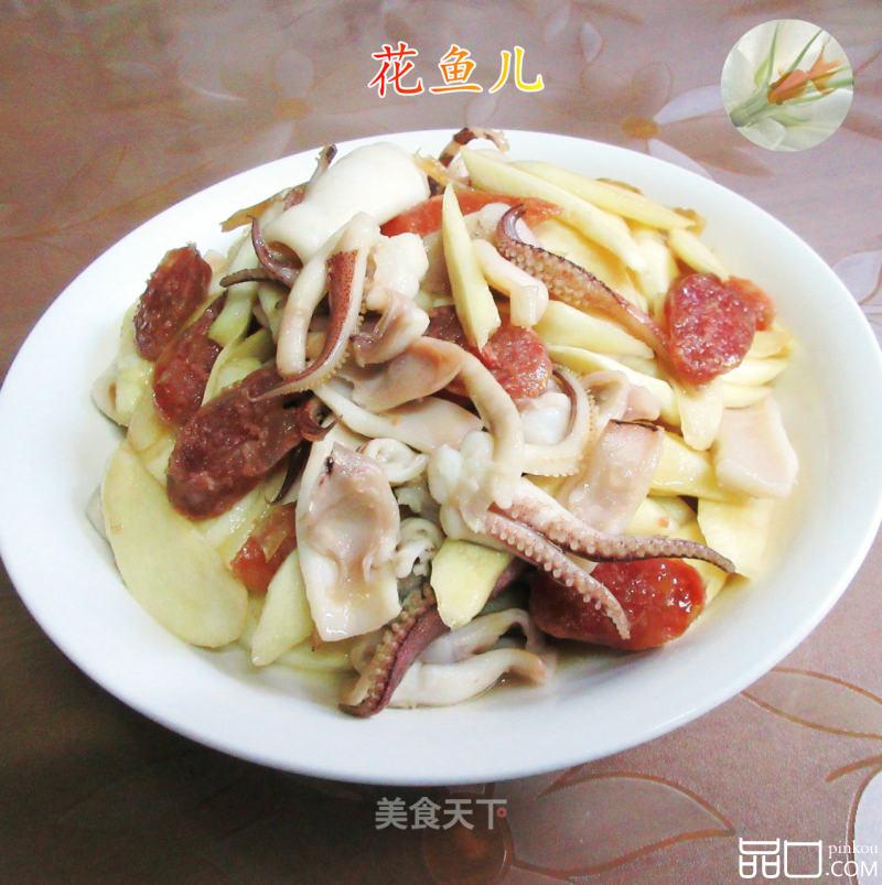 香肠鱿鱼炒茭白