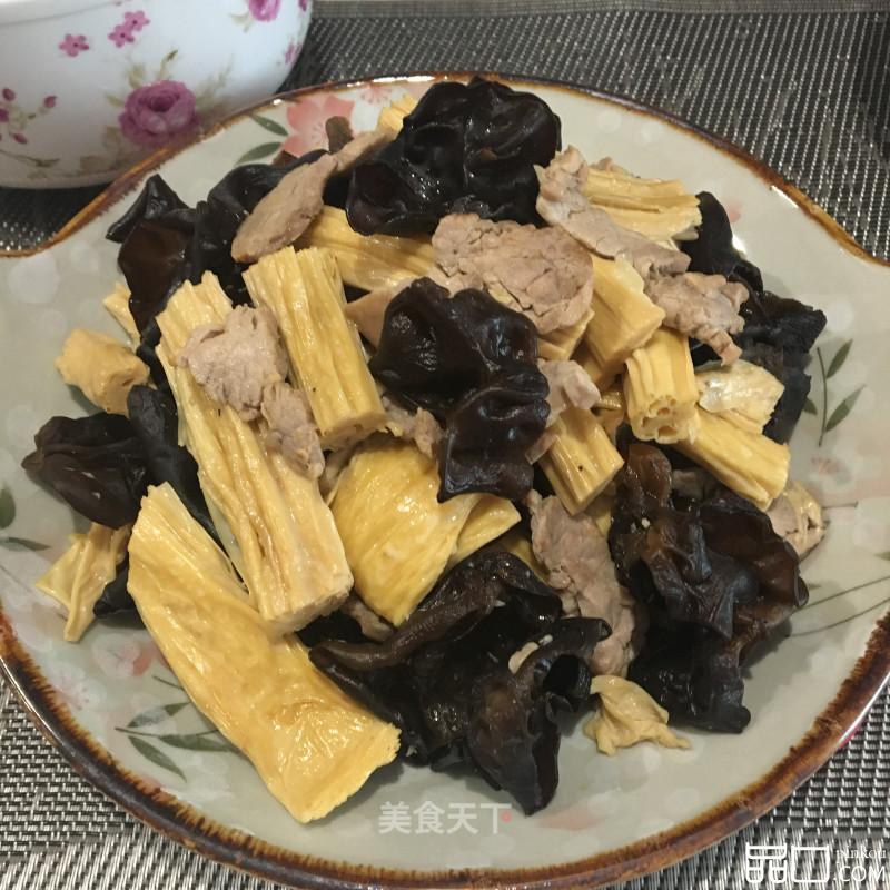 肉片炒木耳腐竹