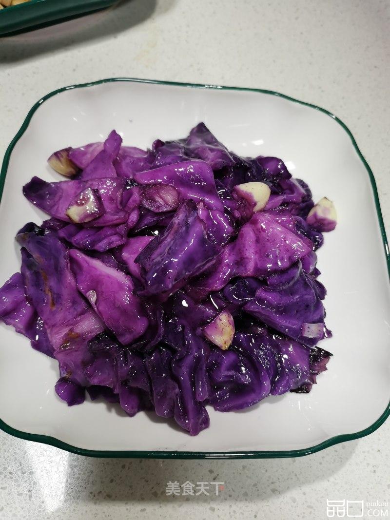 蒜炒紫甘蓝