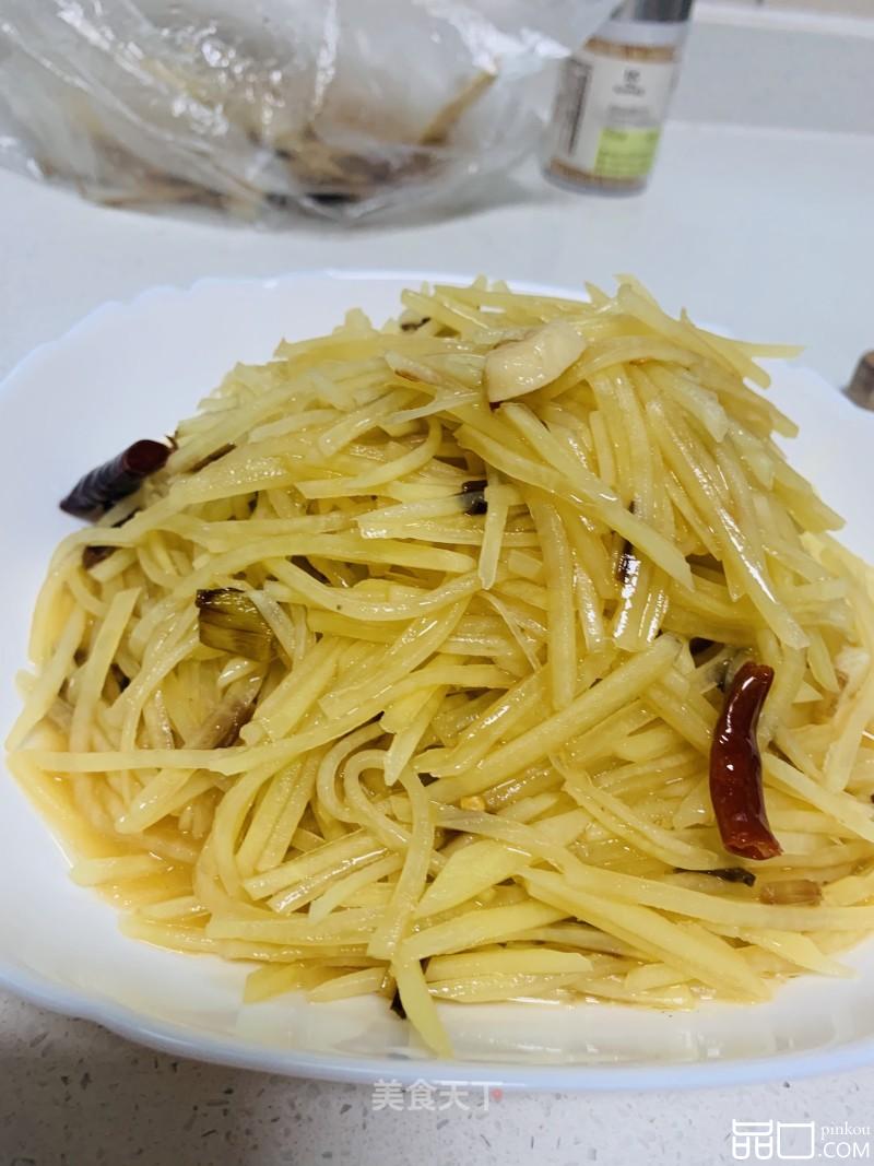 家常版酸辣土豆丝