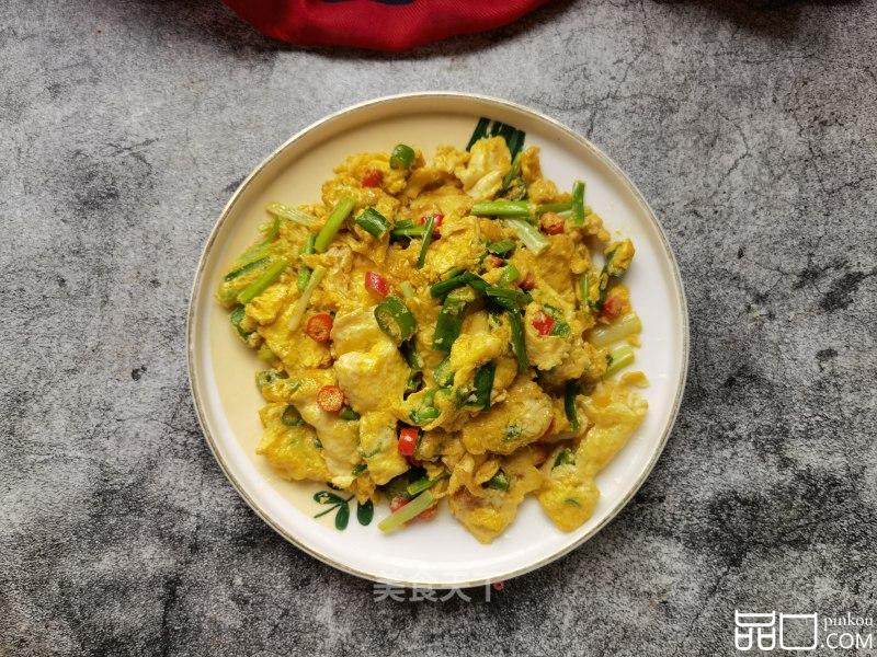 青红椒小葱炒鸡蛋