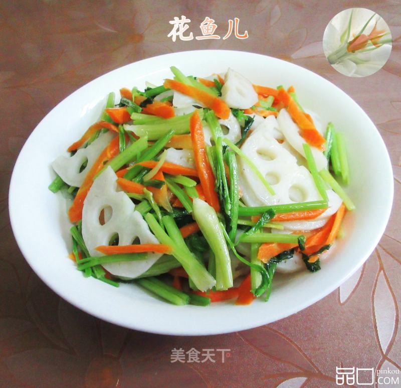 胡萝卜芹菜炒莲藕