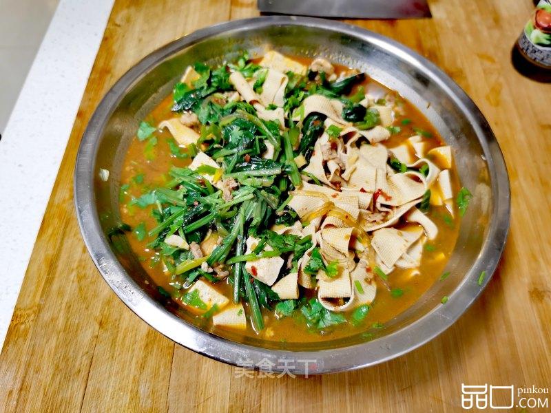 猪肉粉条炖豆皮