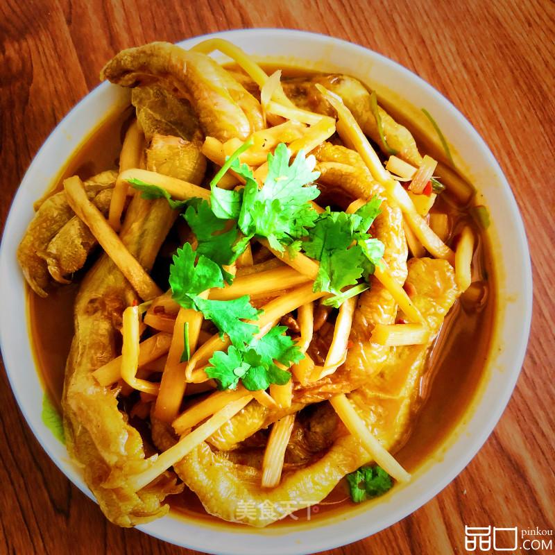 酸笋鸭脚煲