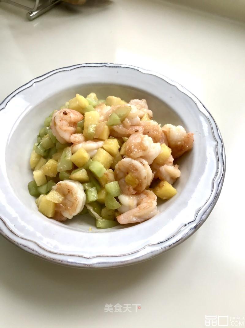 菠萝黄瓜虾仁