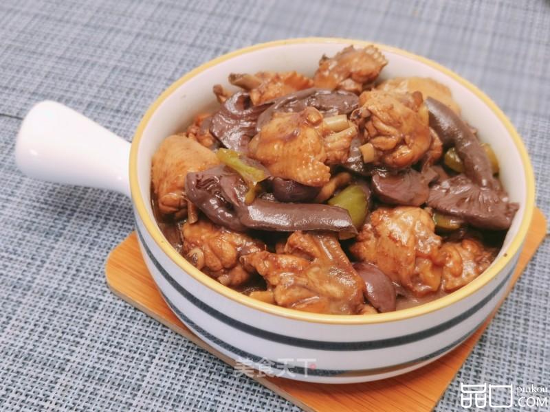 小鸡翅炖红蘑
