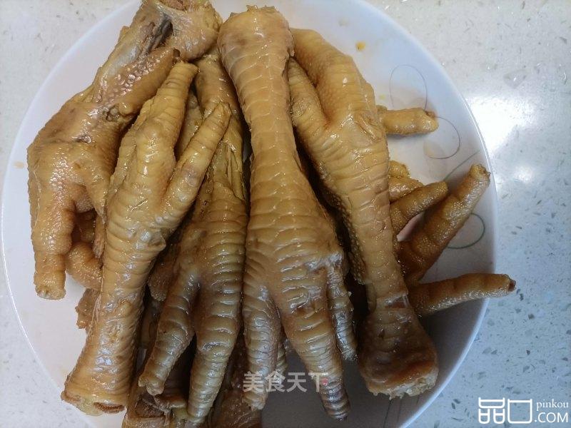 炖鸡爪