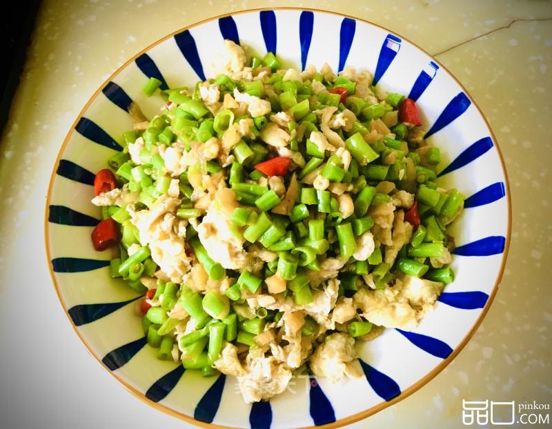 豇豆菜脯炒鸡蛋
