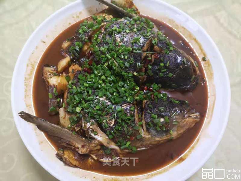 家常红烧鱼头