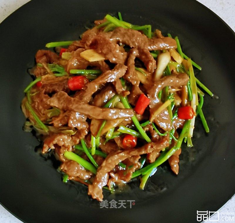 香菜梗炒牛肉