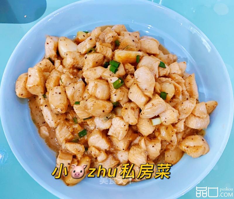 蒜香黑椒鸡肉粒