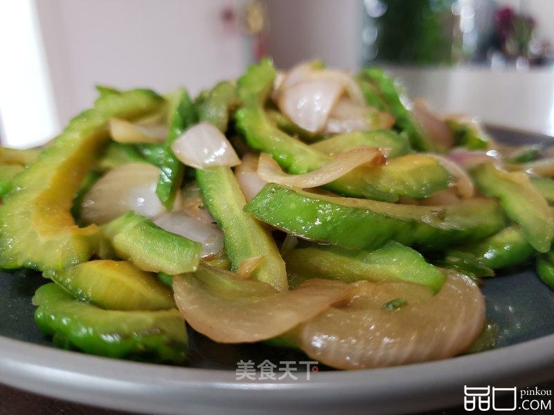 炒苦瓜洋葱