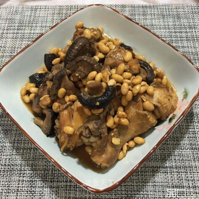 香菇黄豆焖鸡腿