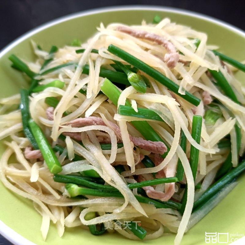 韭菜苔炒土豆丝