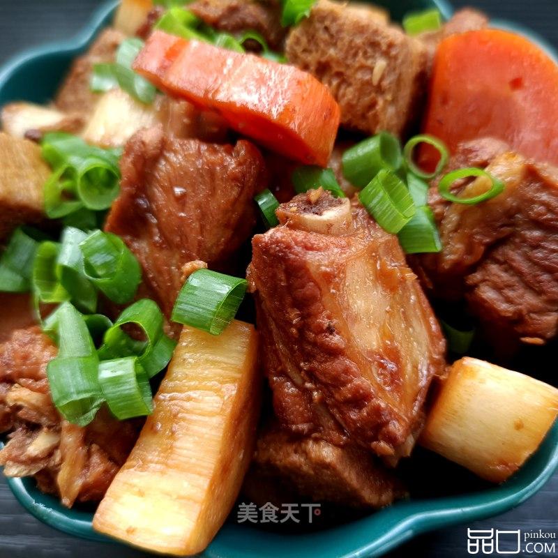 茭白冻豆腐烧排骨