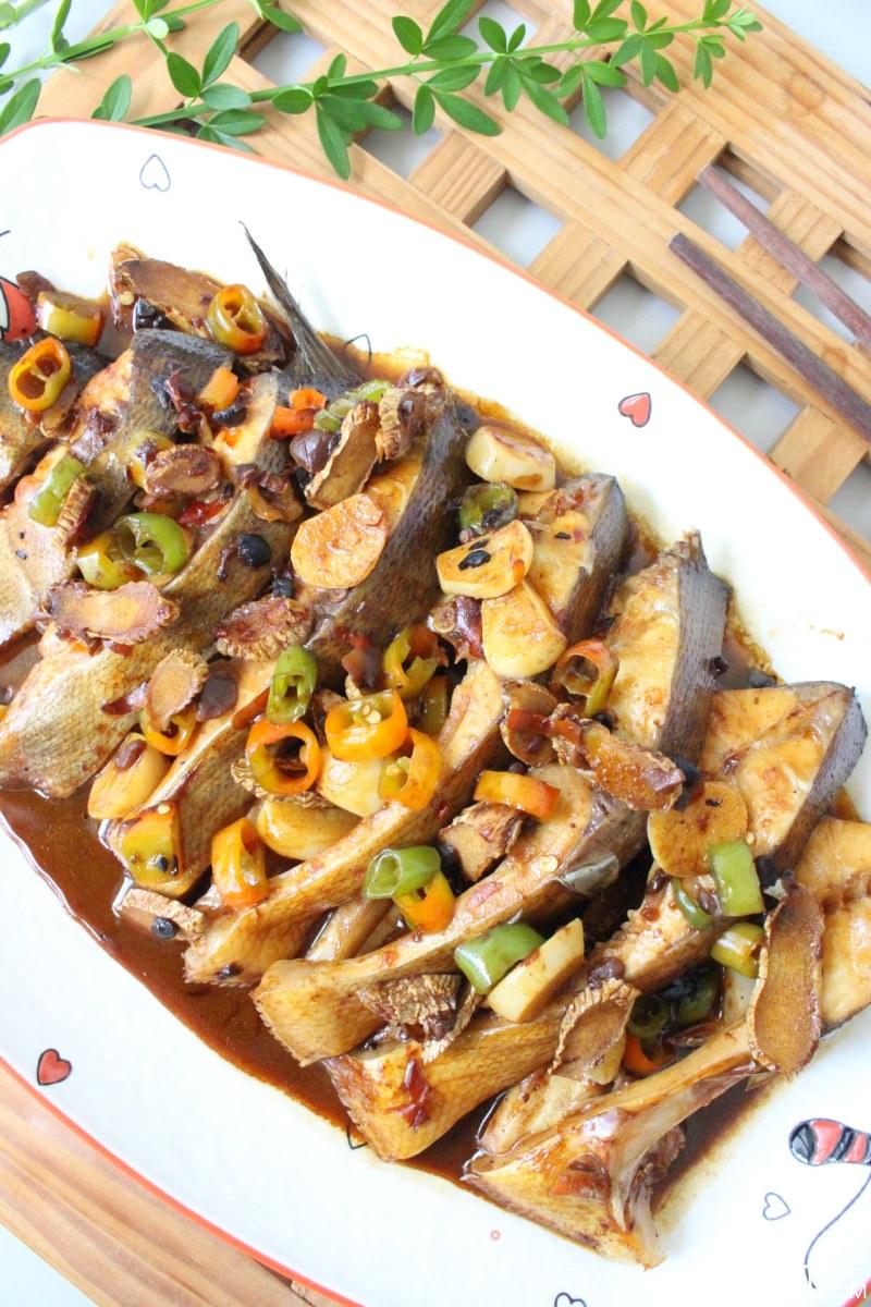 豆豉烧鲳鱼
