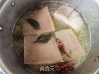 荷叶饼夹梅菜扣肉步骤5