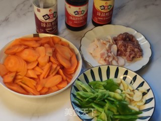 肉丝胡萝卜步骤2