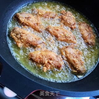 展翅高飞炸鸡翅步骤10