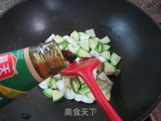 蚝油西葫芦鸡蛋白步骤6