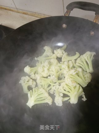 酱油花菜步骤3