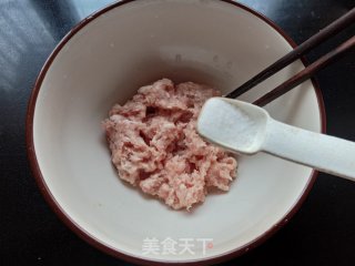 脆皮豆腐肉丸步骤2