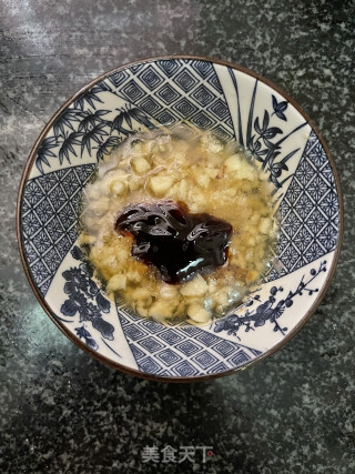 蒜蓉金针菇焗鲈鱼步骤3