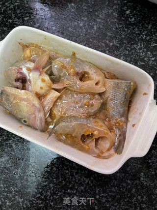 蒜蓉金针菇焗鲈鱼步骤6