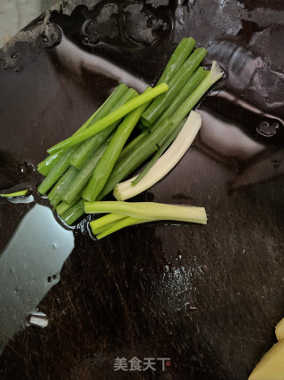 蒜蓉金针菇焗鲈鱼步骤8