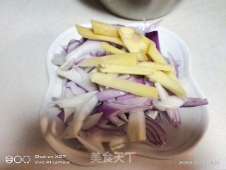 洋葱烧羊肉步骤1