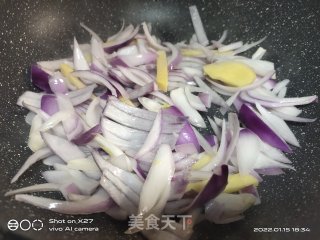 洋葱烧羊肉步骤3