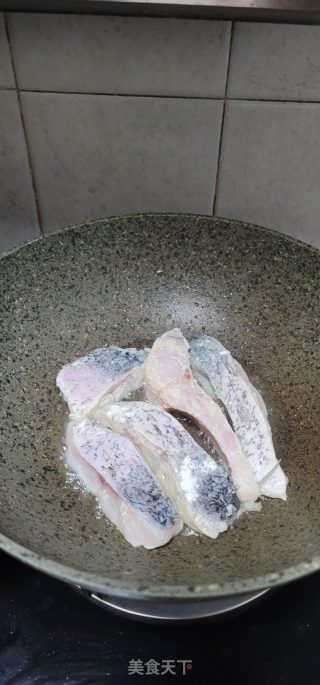 黄豆酱烧鱼腩步骤4