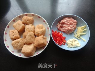 肉末豆腐泡步骤1