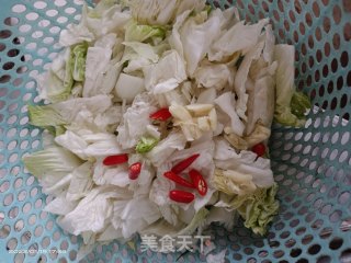 辣炒白菜步骤1