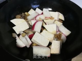 咸肉香芋萝卜煲步骤6