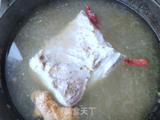 脆皮五花肉步骤4