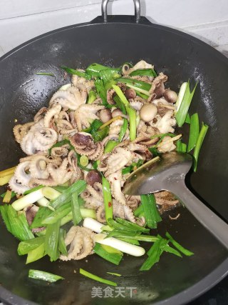 蒜苗八爪鱼步骤5