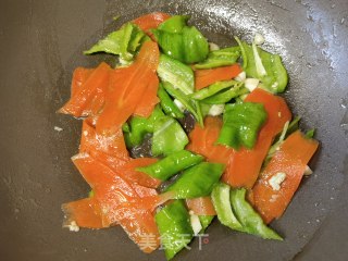 螺丝椒胡萝卜炒鸡蛋步骤9