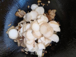 杏鲍菇黄瓜炒肉步骤5