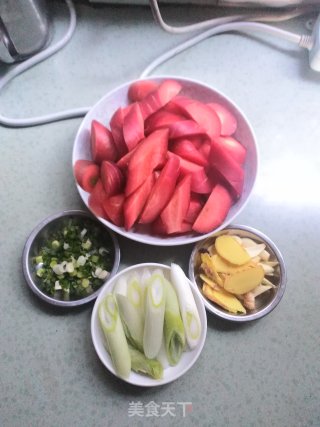 胡萝卜牛腩步骤6