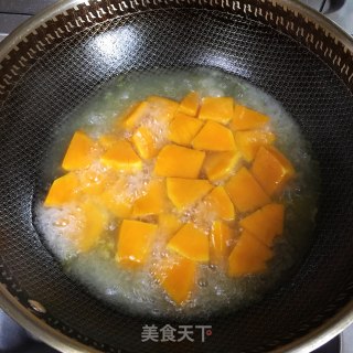 南瓜煮年糕步骤3