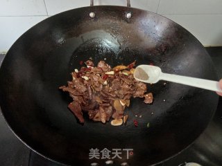 干炒牛肉步骤7